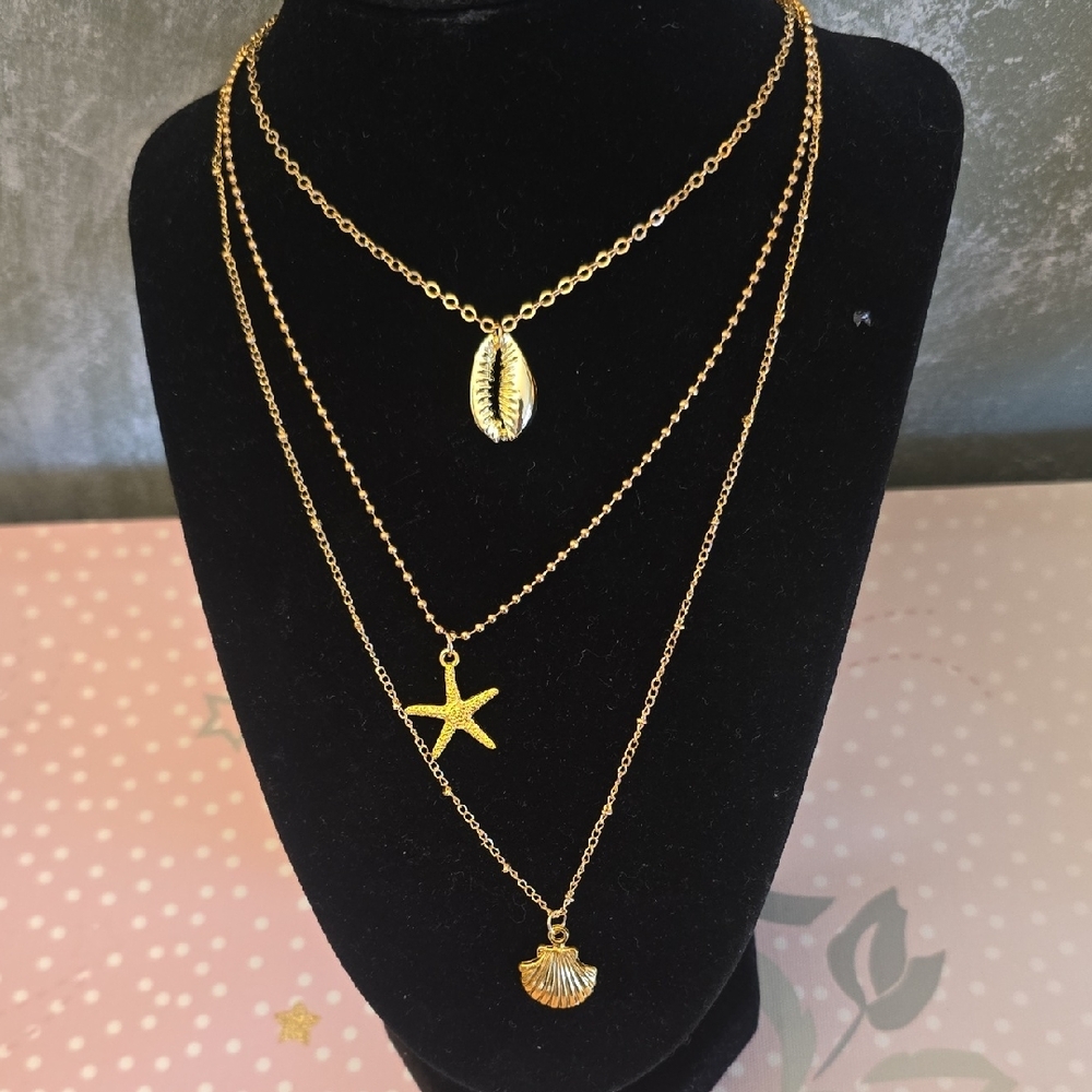 Gold Plated Layered Seashell Necklace NIB